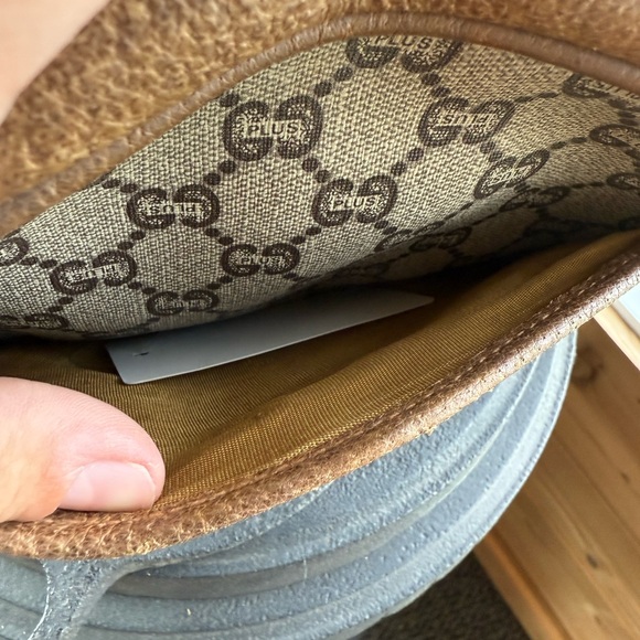 Gucci VINTAGE Plus Beige GG Crossbody Shoulder Bag - Picture 9 of 11